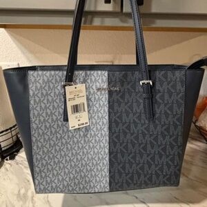 MK Purse